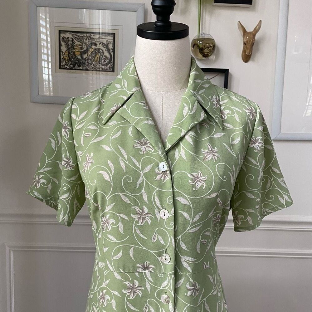 Vintage 90s Jaclyn Smith, Prairie Shirt Dress Sage Green Tie Back Button Front 1 - Picture 2 of 9